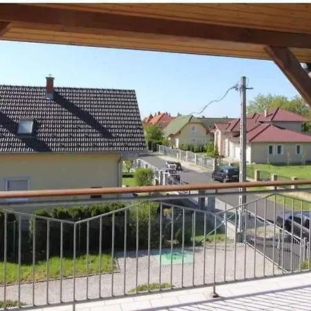 In - Balaton 36344